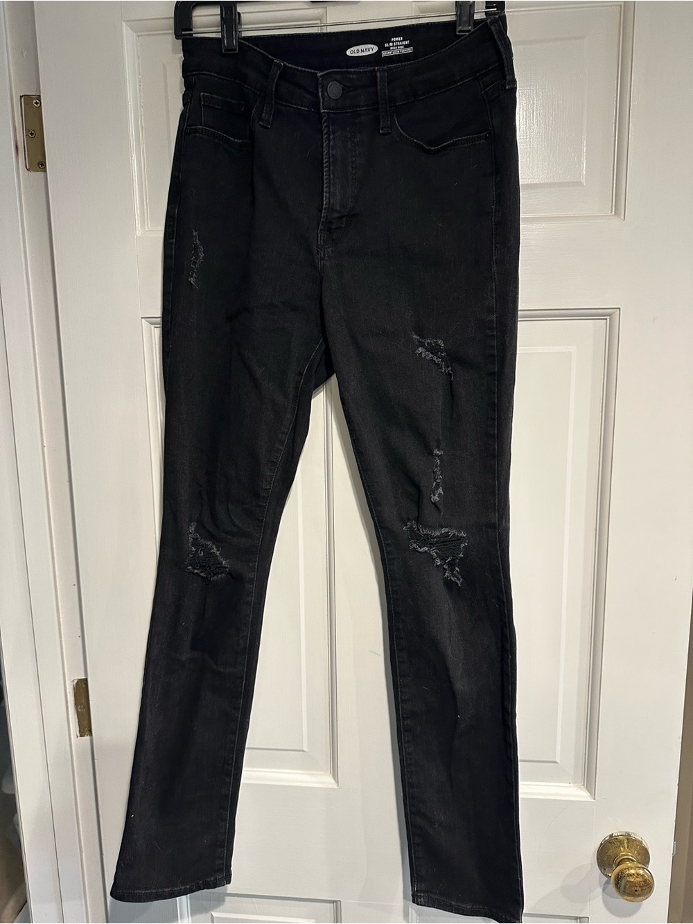 Old Navy Women’s  Slim Straight Black Distressed Jeans